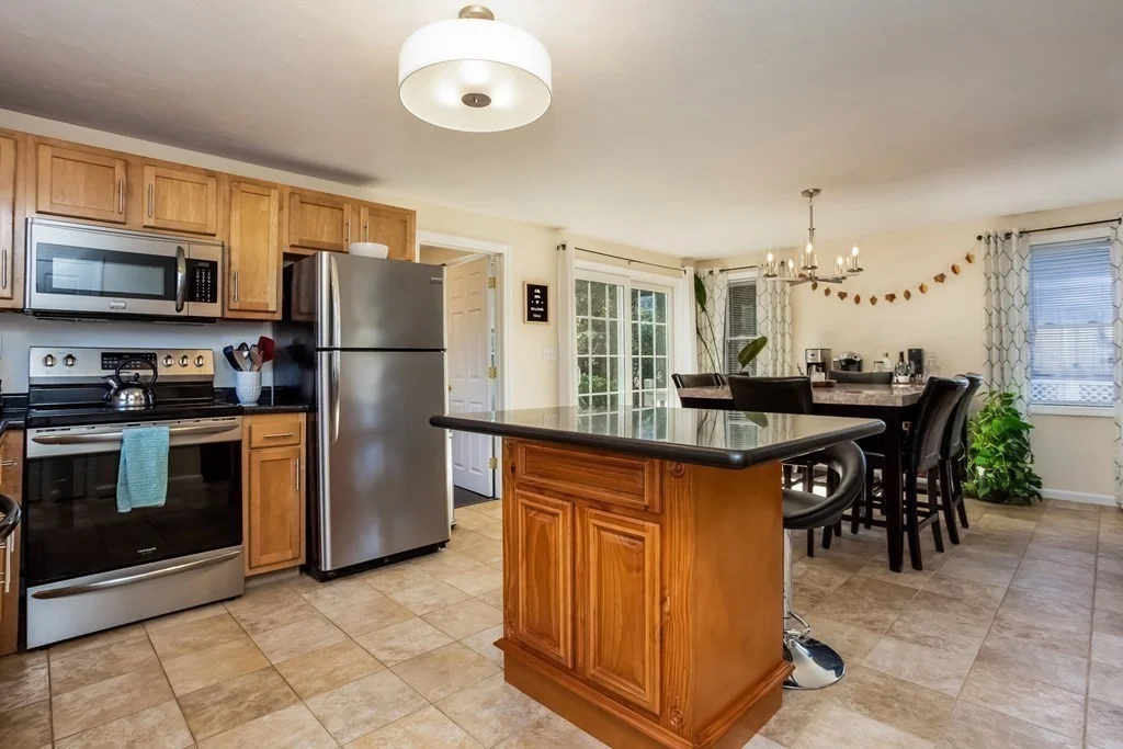 2 bed, 1 bath apartment for rent at 59 Tynan Ave, Taunton — photo 3 of 30