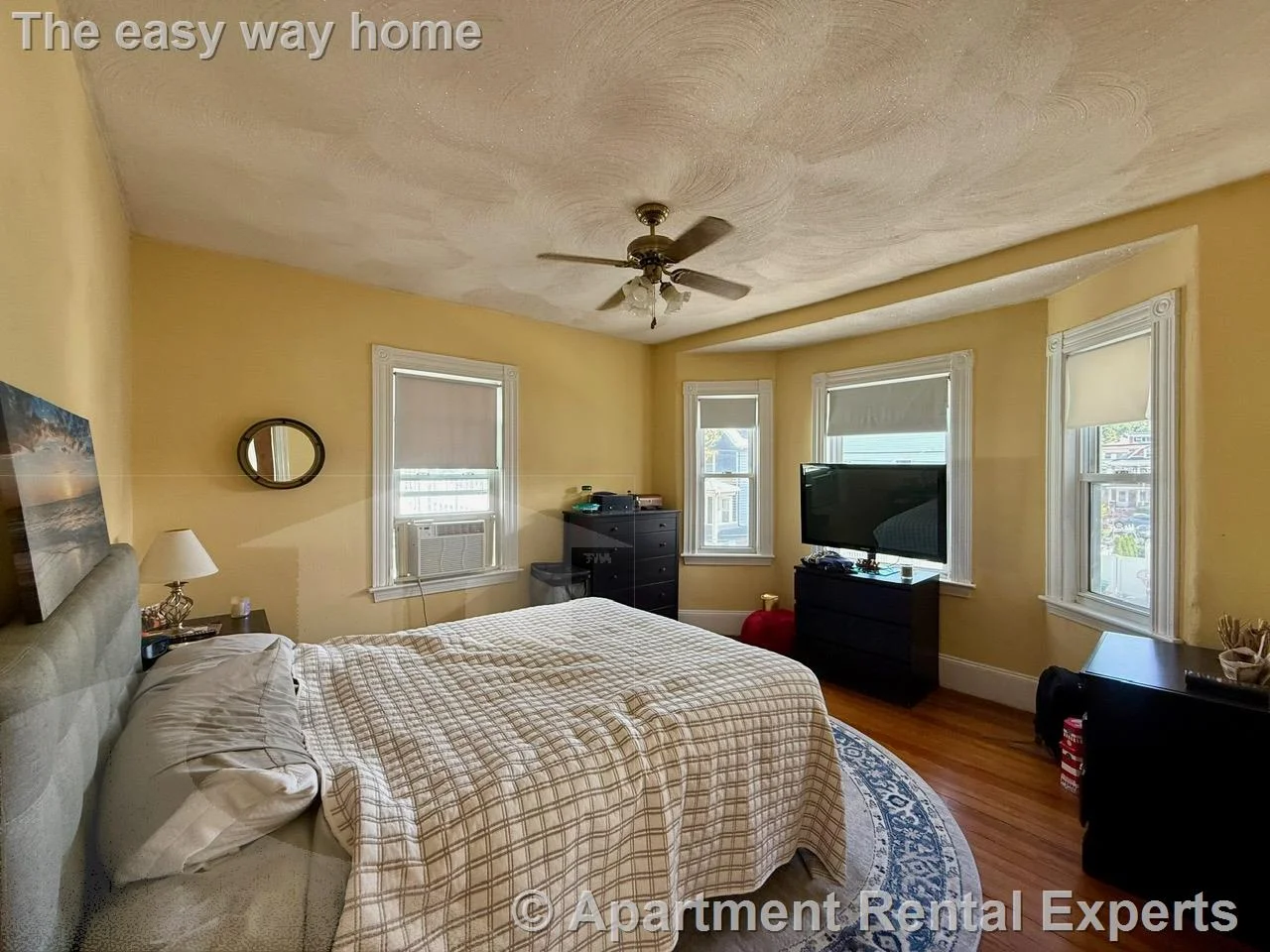 2 bed, 1 bath apartment for rent at 59 Victoria St Unit 2, Teele Square — photo 7 of 13