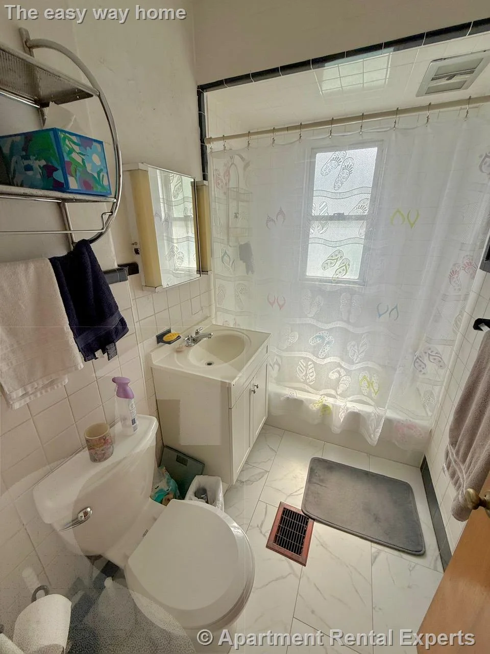 2 bed, 1 bath apartment for rent at 59 Victoria St Unit 2, Teele Square — photo 9 of 13