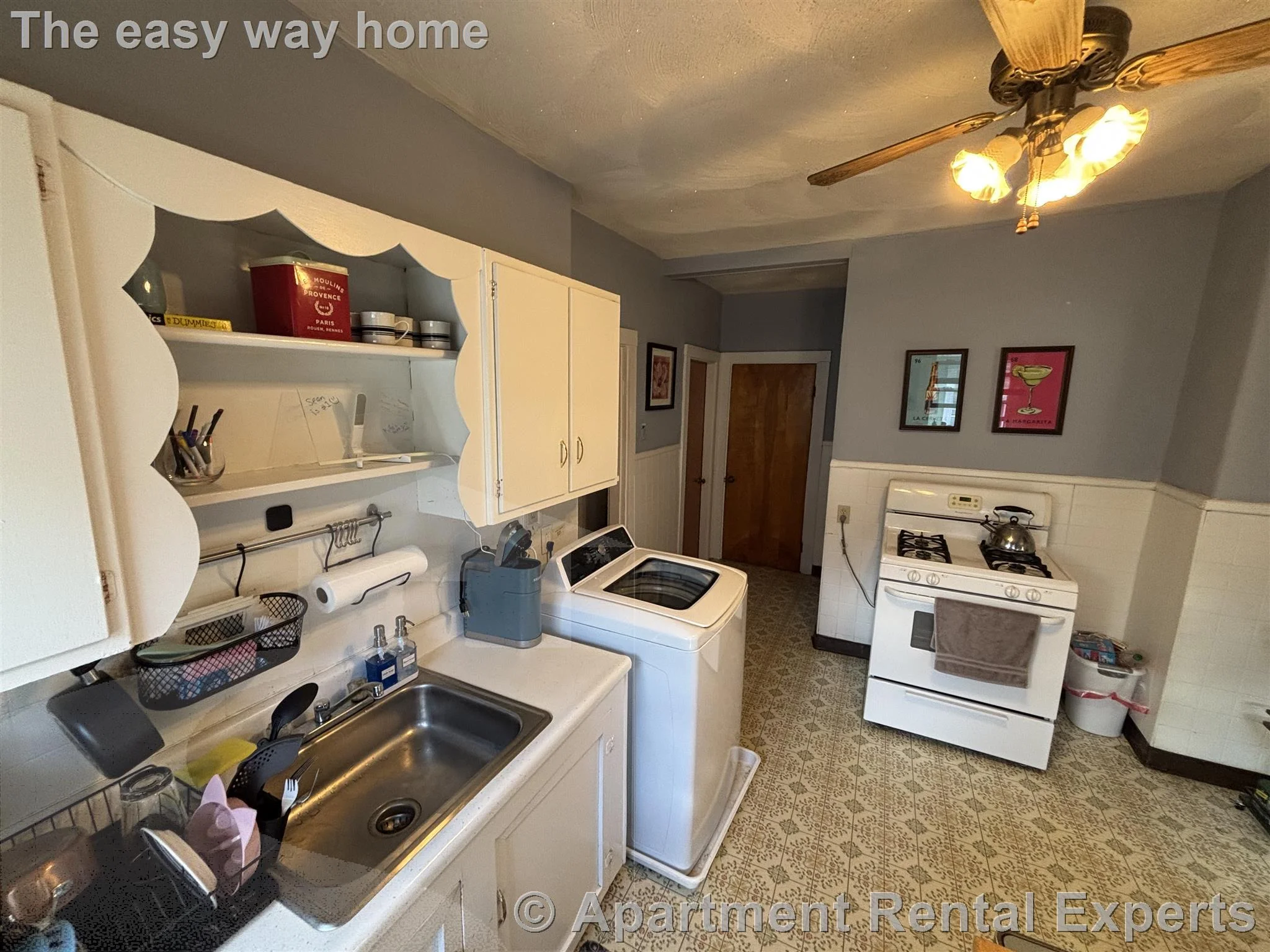2 bed, 1 bath apartment for rent at 59 Victoria St Unit 2, Teele Square — photo 3 of 13