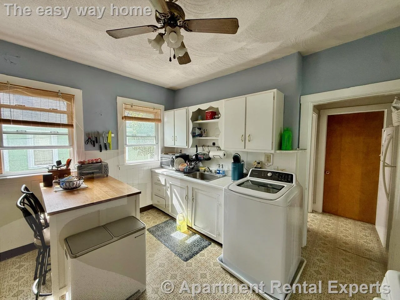 2 bed, 1 bath apartment for rent at 59 Victoria St Unit 2, Teele Square — photo 4 of 13
