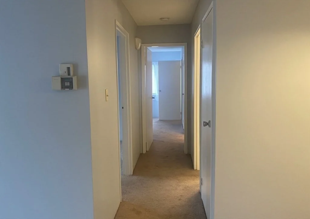 2 bed, 2 bath apartment for rent at 59 Village Brook Ln Unit 8, Natick — photo 6 of 10