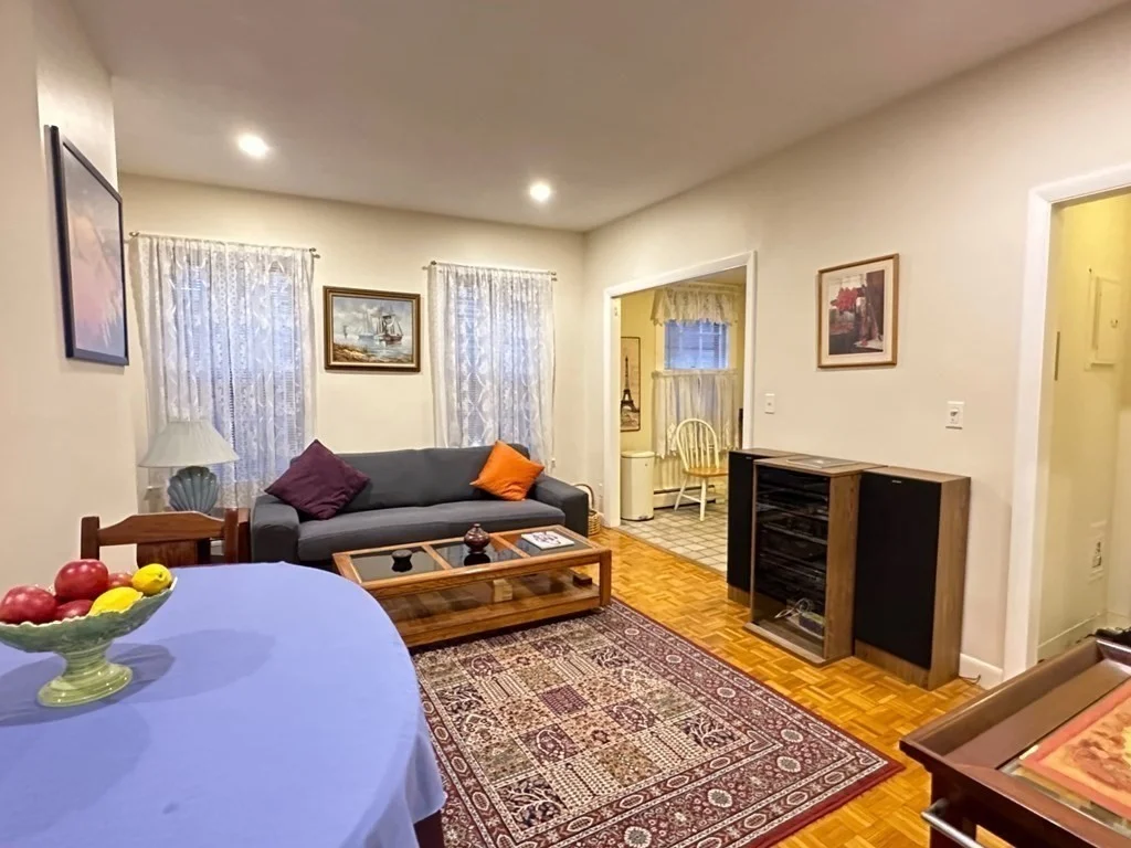 1 bed, 1 bath apartment for rent at 59 W Cedar St Unit 3, Beacon Hill — photo 2 of 11