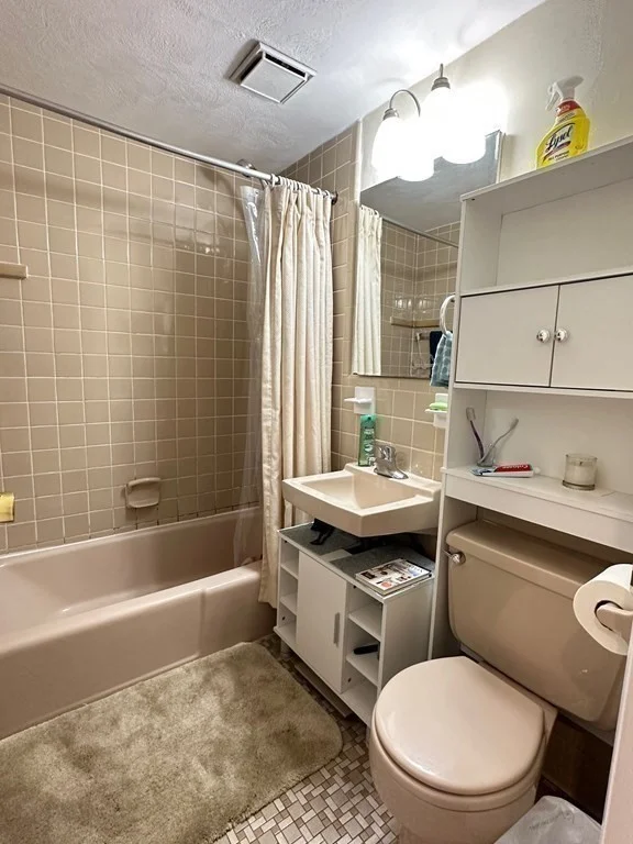 1 bed, 1 bath apartment for rent at 59 W Cedar St Unit 3, Beacon Hill — photo 11 of 11