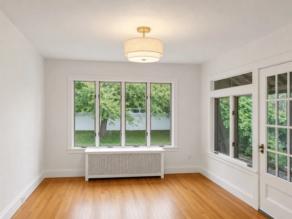 4 bed, 3 bath apartment for rent at 59 Wedgemere Ave, Winchester — photo 9 of 32