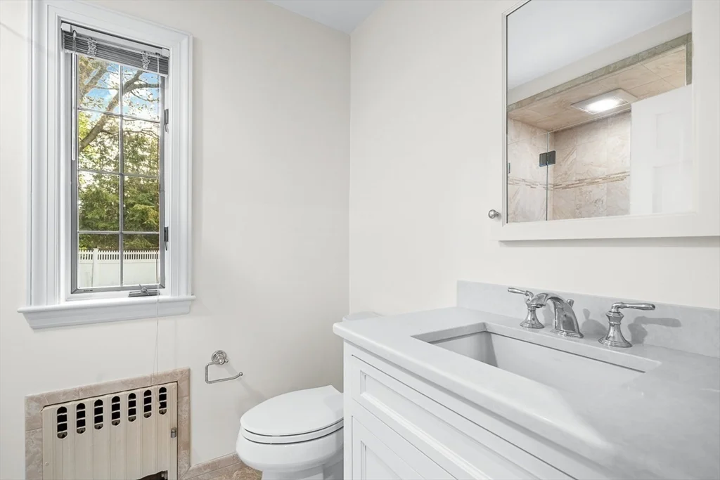 4 bed, 3 bath apartment for rent at 59 Wedgemere Ave, Winchester — photo 14 of 32