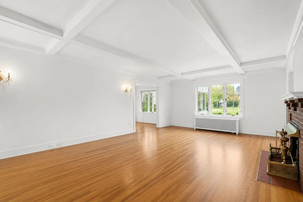 4 bed, 3 bath apartment for rent at 59 Wedgemere Ave, Winchester — photo 8 of 32