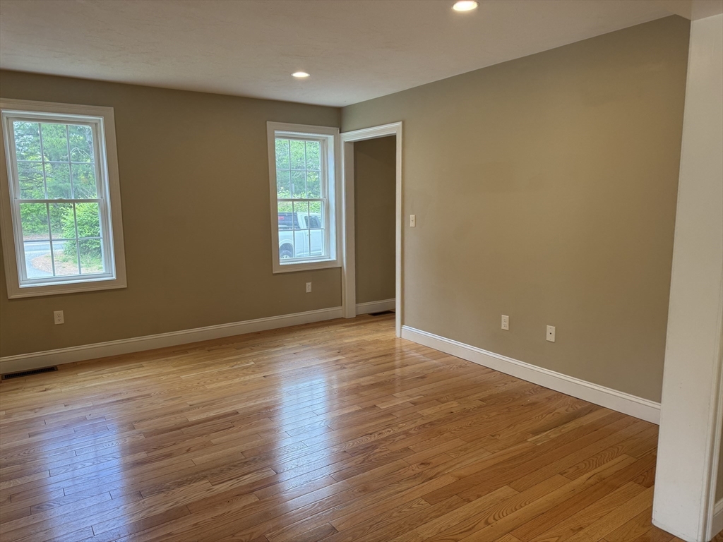 3 bed, 2 bath apartment for rent at 59 Wenham Rd, Carver — photo 4 of 34