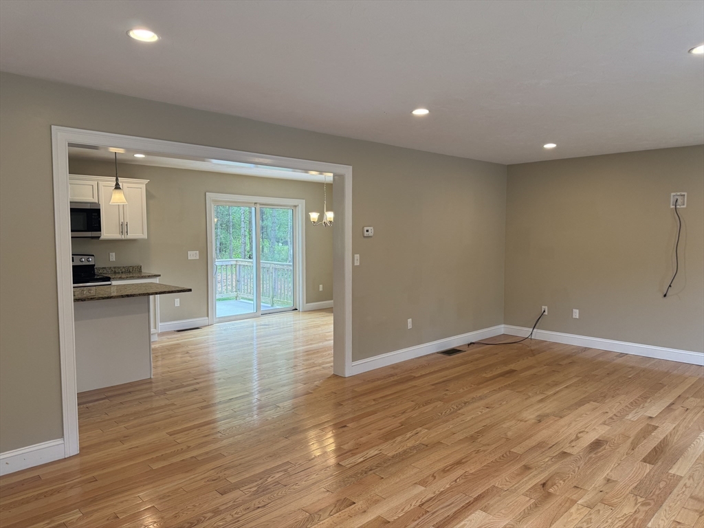 3 bed, 2 bath apartment for rent at 59 Wenham Rd, Carver — photo 3 of 34