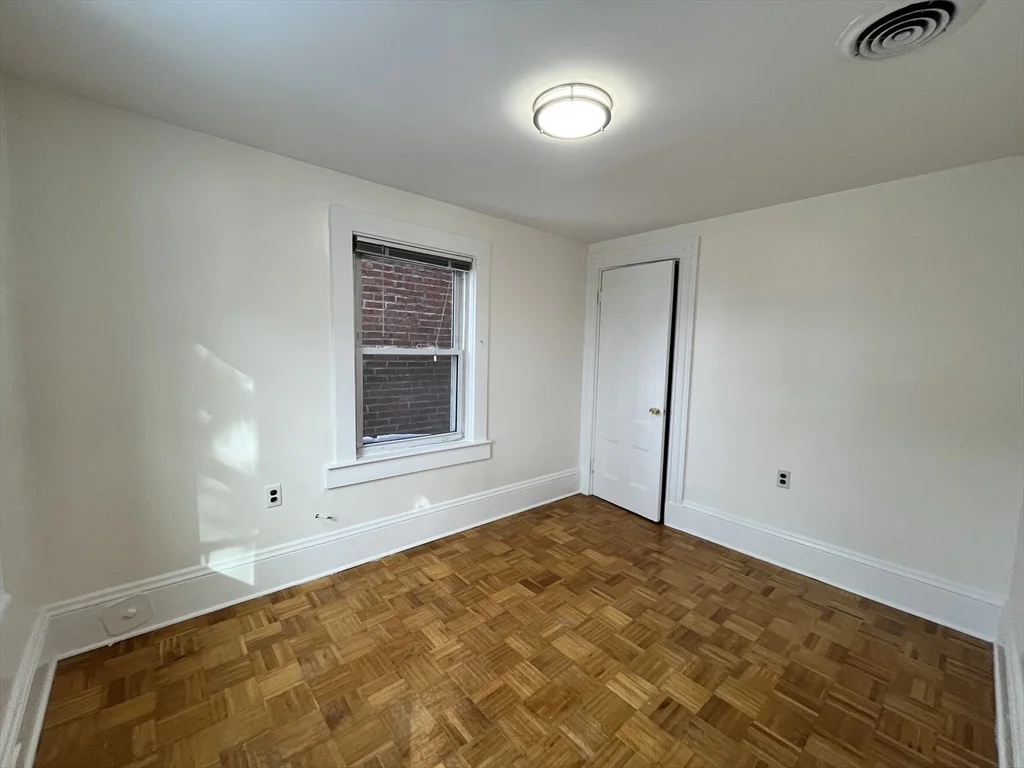 3 bed, 1 bath apartment for rent at 59 West 7th Unit 2, South Boston — photo 12 of 15