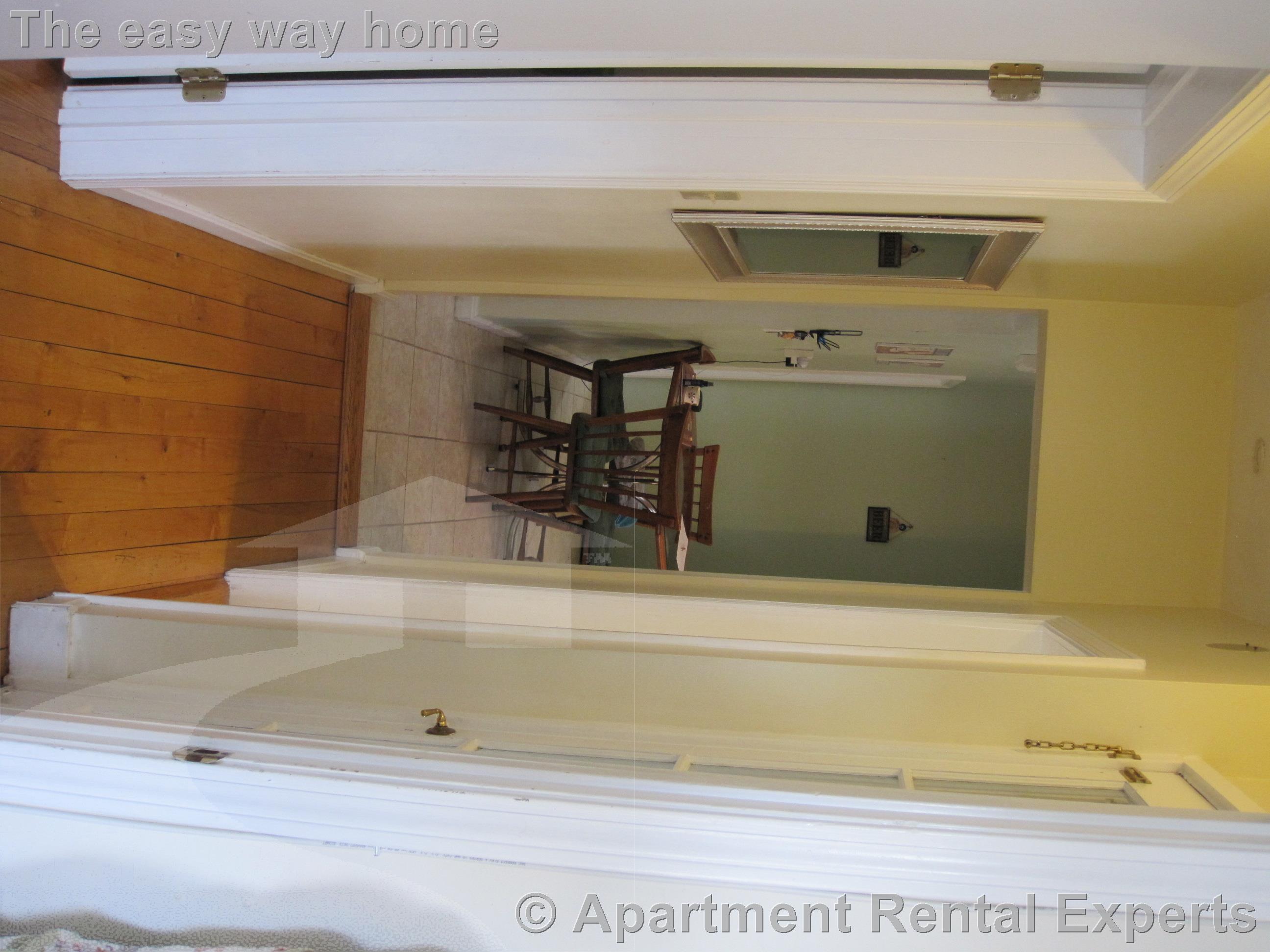 2 bed, 1 bath apartment for rent at 59 Windsor Rd, Tufts — photo 16 of 21