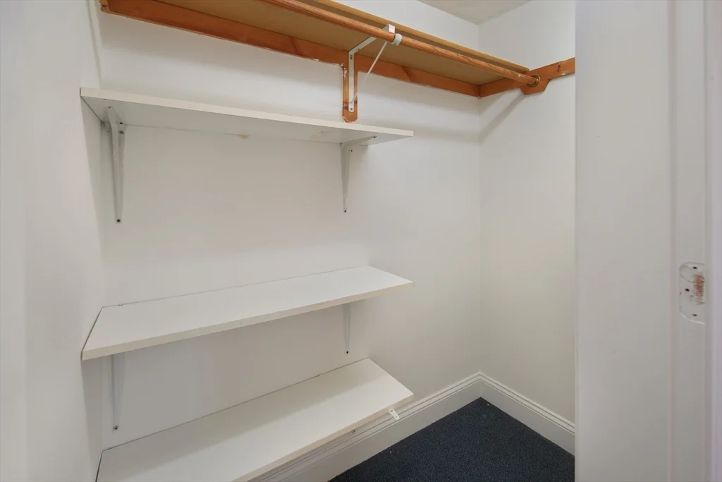2 bed, 1 bath apartment for rent at 59 Woodville Unit 1, Everett — photo 16 of 25