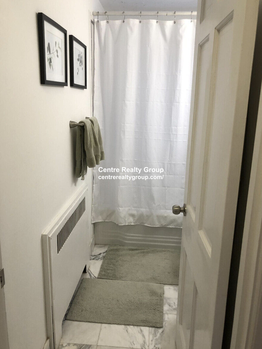 2 bed, 1 bath apartment for rent at 59 Wyman St Unit 4, Jamaica Plain — photo 8 of 9