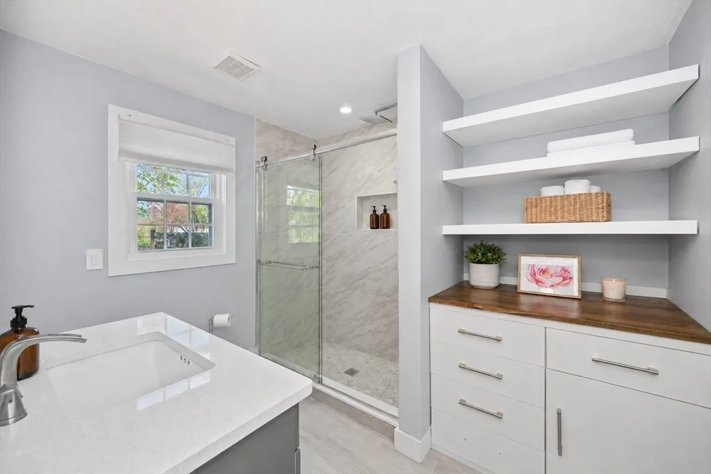 4 bed, 2 bath apartment for rent at 59 Wyvern St, Jamaica Plain — photo 15 of 25