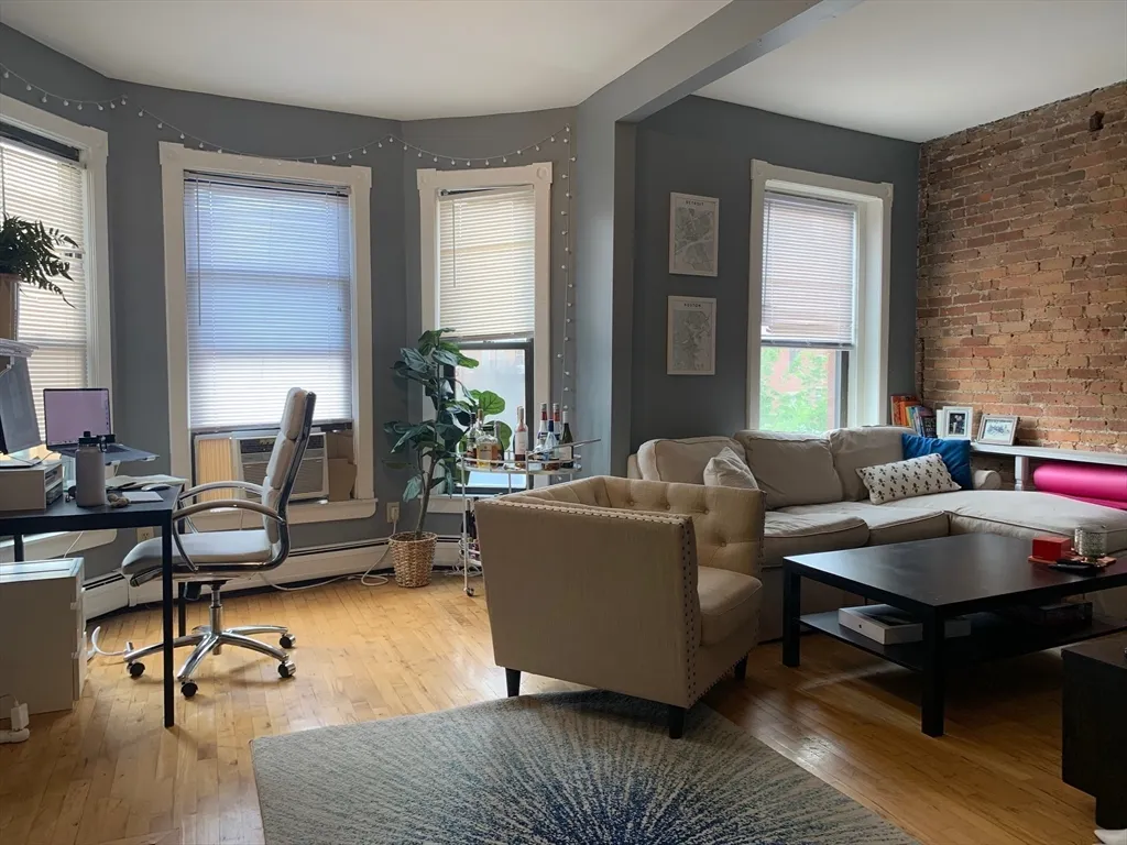 2 bed, 1 bath apartment for rent at 590 Columbus Ave Unit 3, Roxbury
