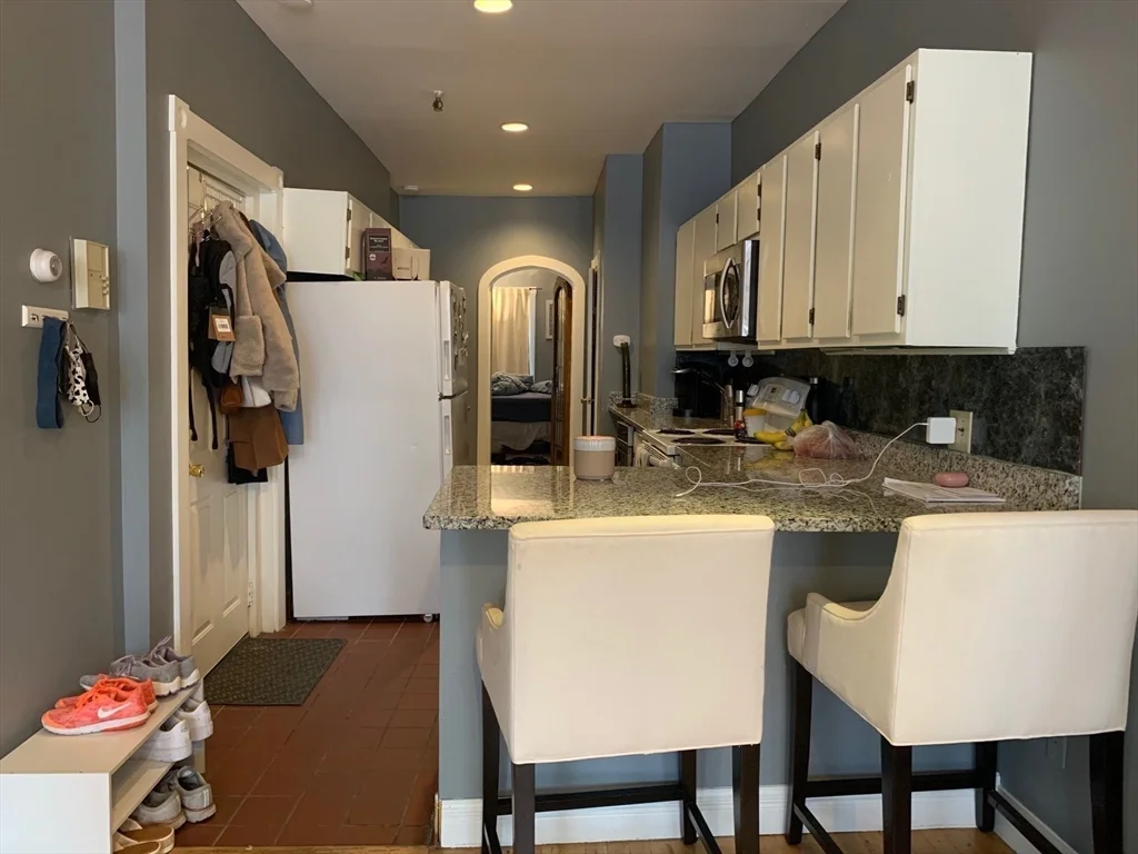 2 bed, 1 bath apartment for rent at 590 Columbus Ave Unit 3A, Roxbury — photo 6 of 10