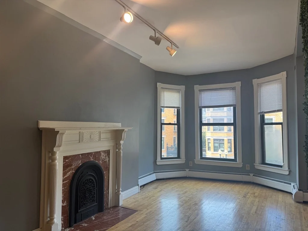 2 bed, 1 bath apartment for rent at 590 Columbus Ave Unit 3A, Roxbury