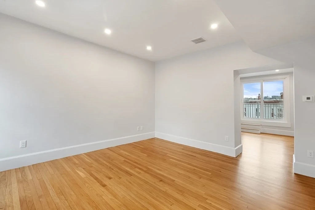 1 bed, 1 bath apartment for rent at 590 East Broadway Unit 2, South Boston — photo 7 of 18