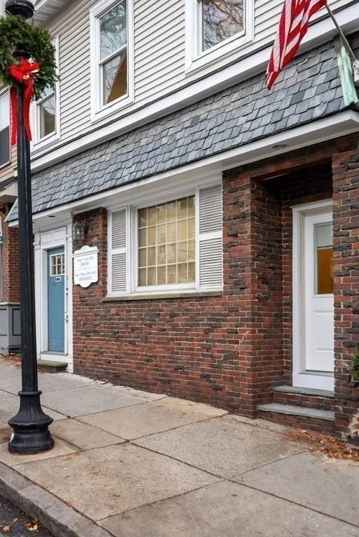 1 bed, 1 bath apartment for rent at 590 East Broadway Unit 2, South Boston — photo 17 of 18