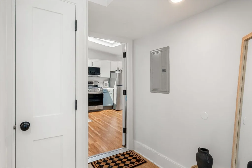 1 bed, 1 bath apartment for rent at 590 East Broadway Unit 3, South Boston — photo 22 of 25
