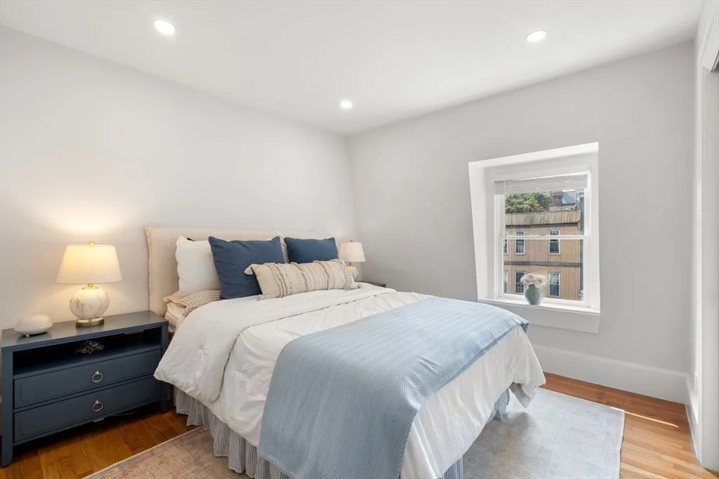 1 bed, 1 bath apartment for rent at 590 East Broadway Unit PH, South Boston — photo 12 of 18