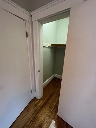 4 bed, 1 bath apartment for rent at 590 Walk Hill St Unit 1, Mattapan — photo 7 of 11