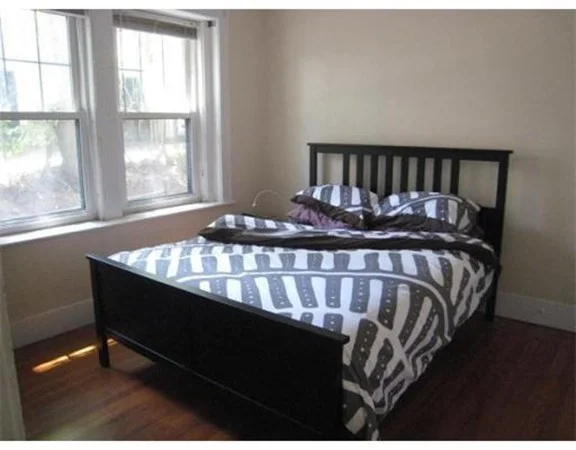 1 bed, 1 bath apartment for rent at 590 Washington St Unit 2, Coolidge Corner — photo 5 of 14