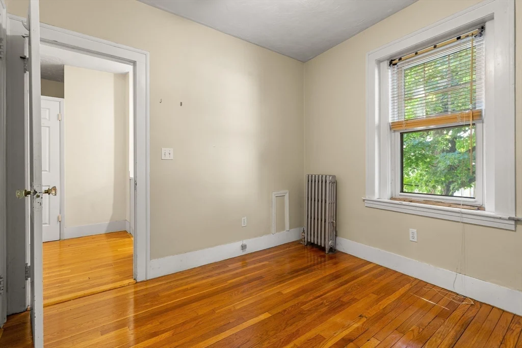 1 bed, 1 bath apartment for rent at 590 Washington St Unit 3, Coolidge Corner — photo 3 of 16