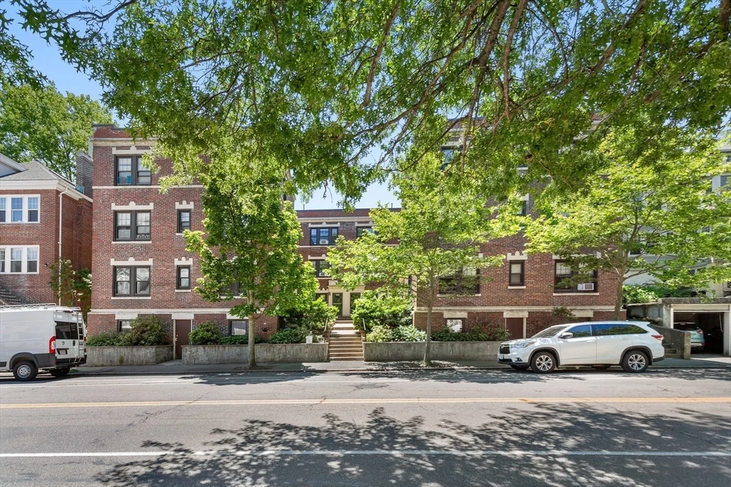 1 bed, 1 bath apartment for rent at 590 Washington St Unit 3, Coolidge Corner — photo 16 of 16
