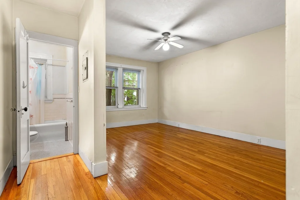 1 bed, 1 bath apartment for rent at 590 Washington St Unit 3, Coolidge Corner — photo 8 of 16