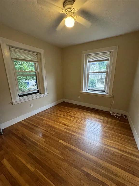 1 bed, 1 bath apartment for rent at 590 Washington Unit 1, Coolidge Corner — photo 5 of 6