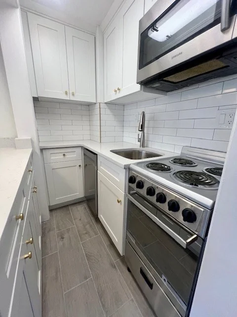 1 bed, 1 bath apartment for rent at 591 Beacon St Unit 3, Fenway — photo 3 of 10