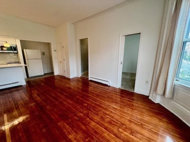 1 bed, 1 bath apartment for rent at 591 Beacon St Unit 3, Fenway — photo 5 of 10