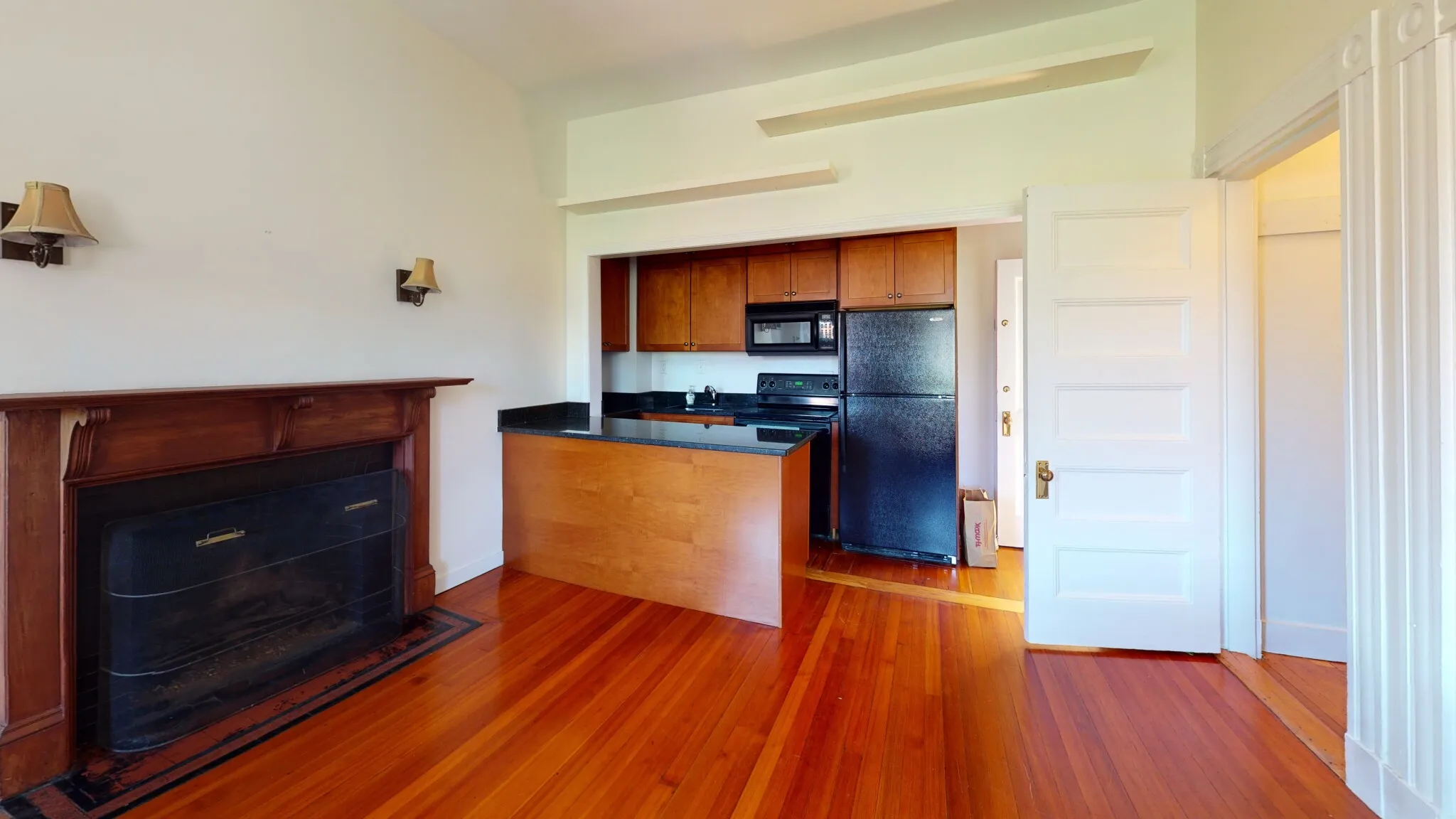1 bed, 1 bath apartment for rent at 591 Beacon St Unit 7, Fenway