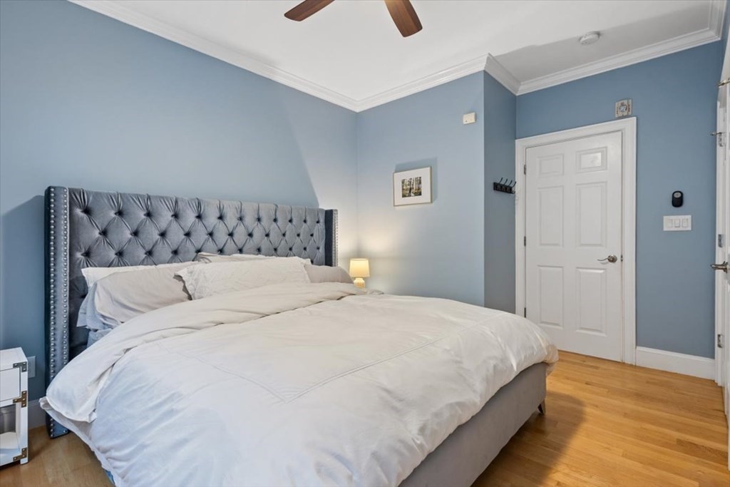 2 bed, 2 bath apartment for rent at 591 E 3rd St Unit 1, South Boston — photo 11 of 25