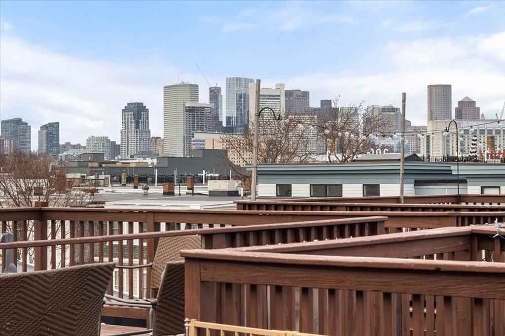 2 bed, 2 bath apartment for rent at 591 E 3rd St Unit 1, South Boston — photo 21 of 25