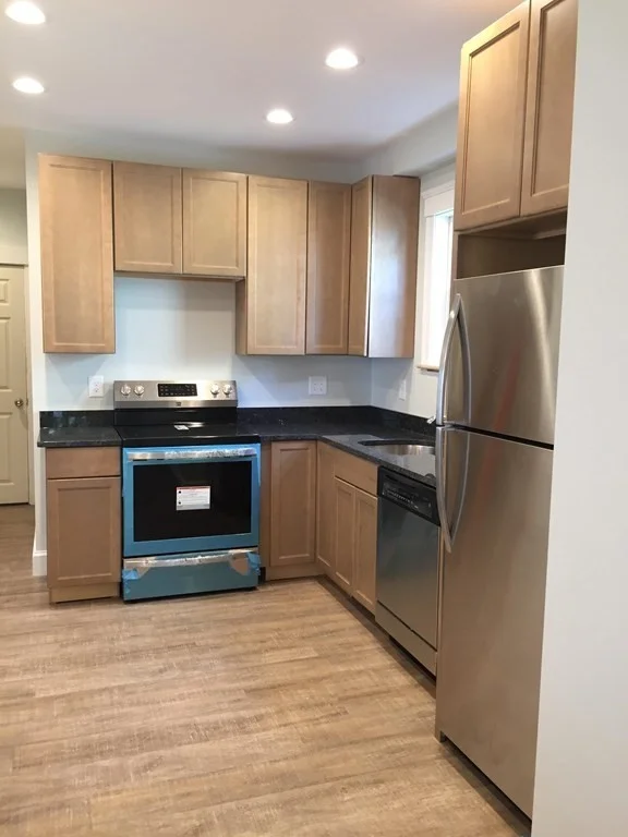 1 bed, 1 bath apartment for rent at 592 Highland Ave Unit 1, Malden — photo 1 of 12