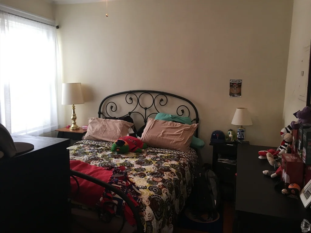1 bed, 1 bath apartment for rent at 592 Washington St Unit 6, Aspinwall Hill — photo 8 of 9