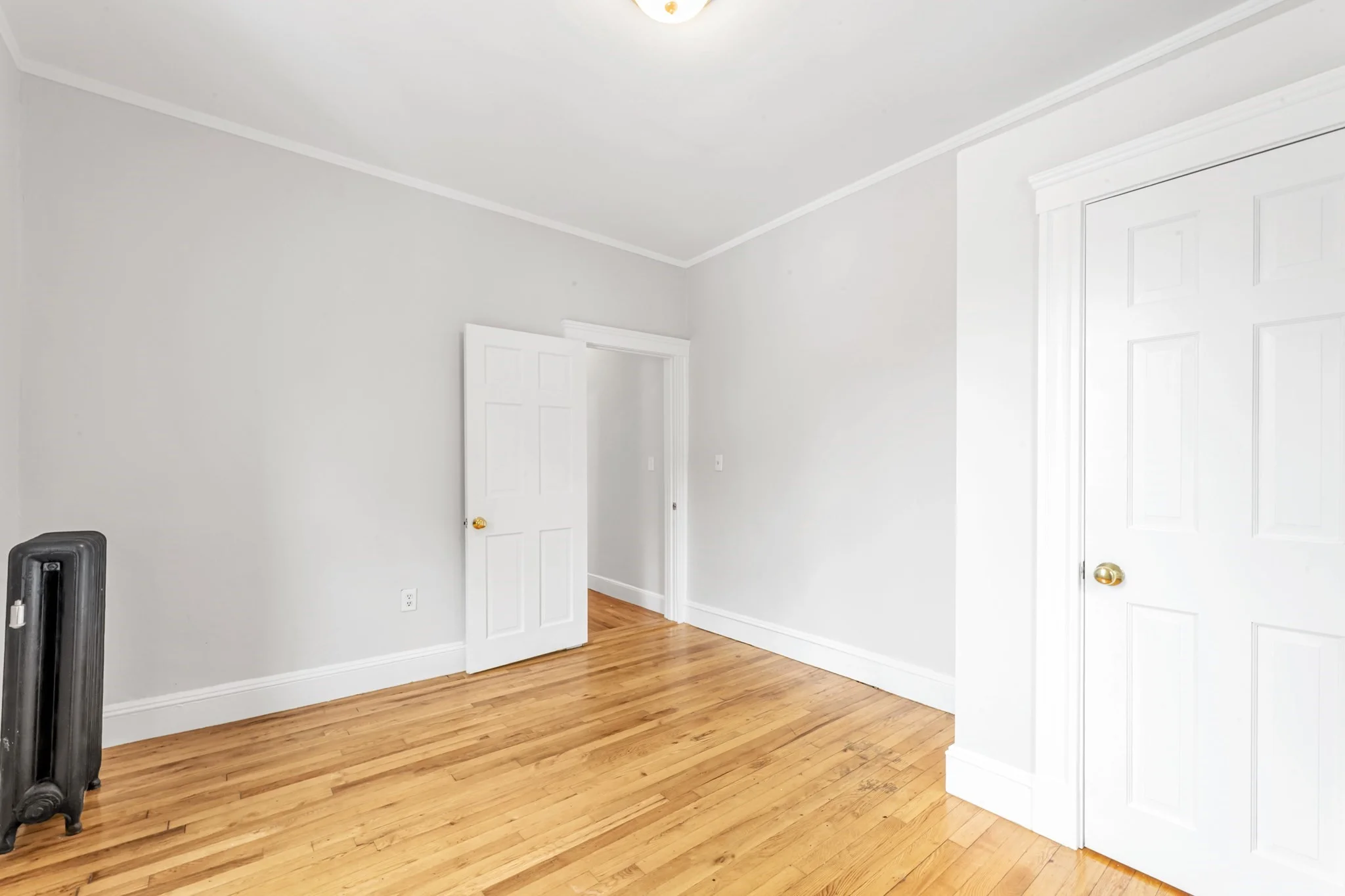 2 bed, 1 bath apartment for rent at 593 Centre St Unit 3, Jamaica Plain — photo 8 of 22