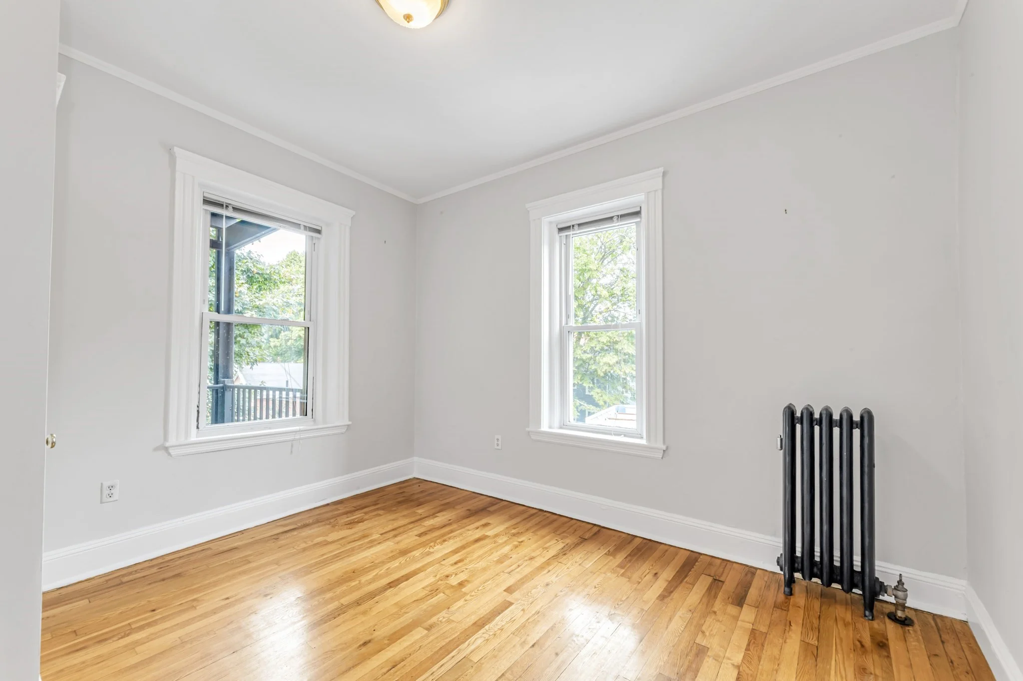 2 bed, 1 bath apartment for rent at 593 Centre St Unit 3, Jamaica Plain — photo 7 of 22