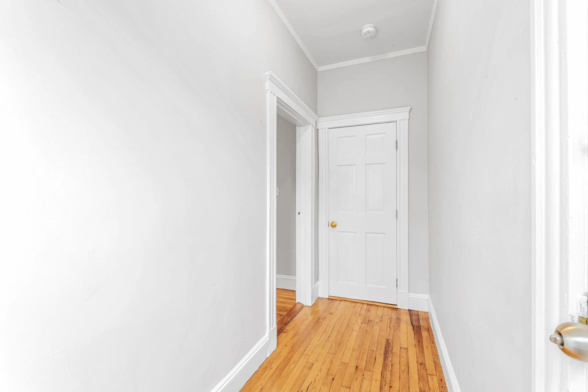 2 bed, 1 bath apartment for rent at 593 Centre St Unit 3, Jamaica Plain — photo 11 of 22