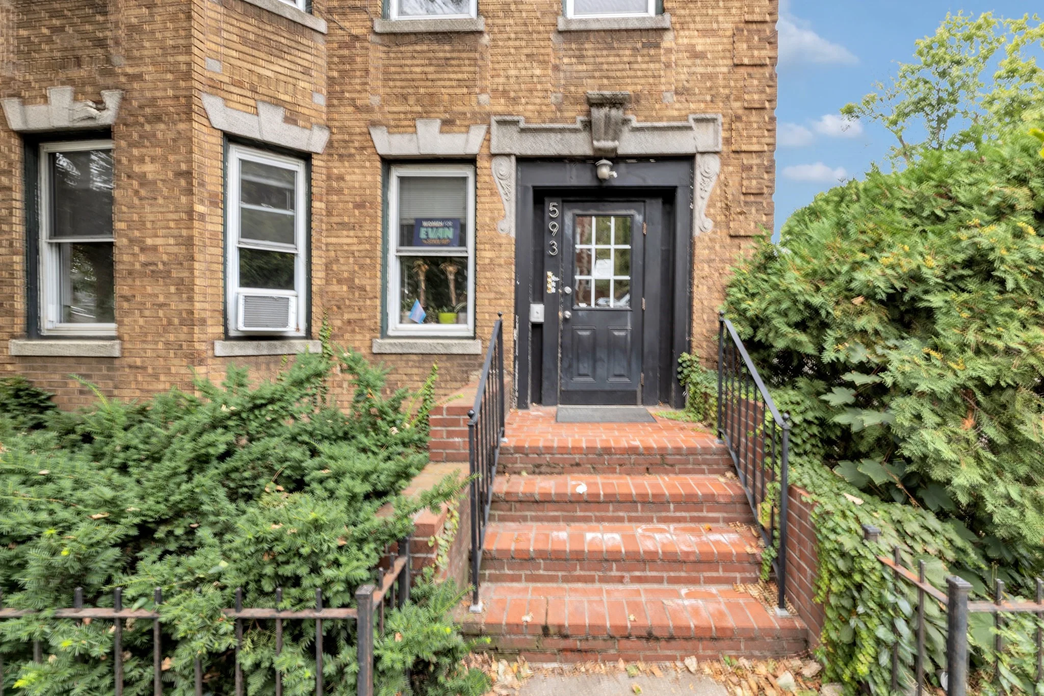 2 bed, 1 bath apartment for rent at 593 Centre St Unit 3, Jamaica Plain — photo 21 of 22