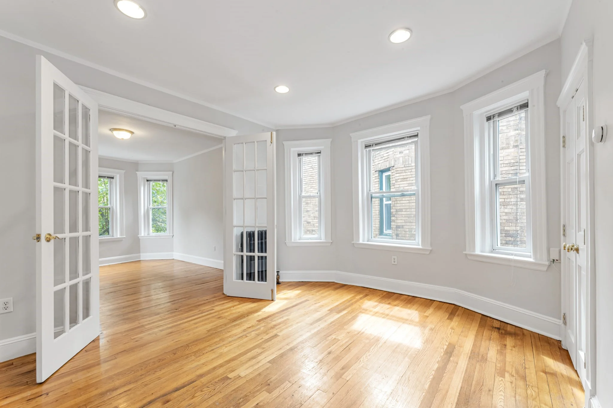 2 bed, 1 bath apartment for rent at 593 Centre St Unit 3, Jamaica Plain — photo 13 of 22