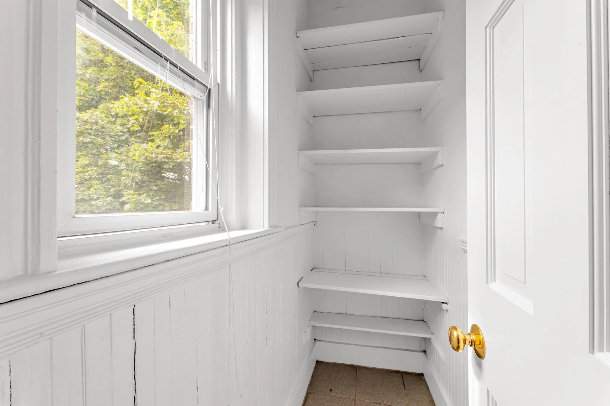2 bed, 1 bath apartment for rent at 593 Centre St Unit 3, Jamaica Plain — photo 14 of 22