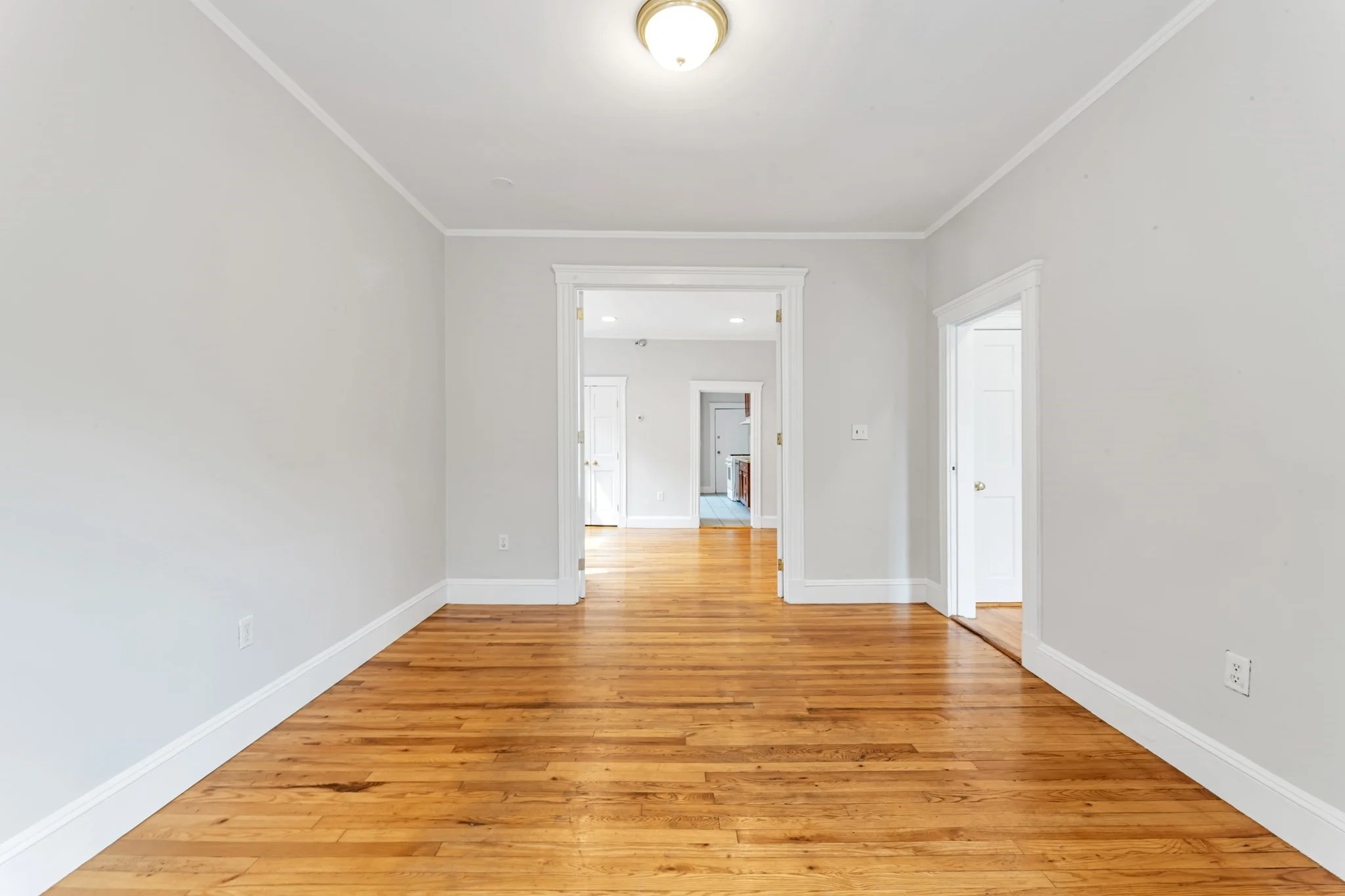 2 bed, 1 bath apartment for rent at 593 Centre St Unit 3, Jamaica Plain — photo 10 of 22
