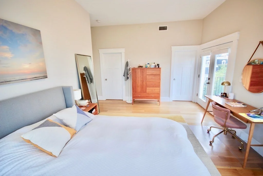 2 bed, 2 bath apartment for rent at 593 Somerville Ave Unit 4, Somerville — photo 6 of 12