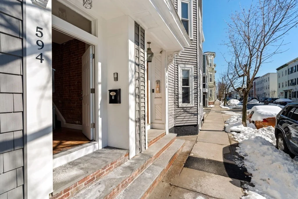 5 bed, 3 bath apartment for rent at 594 East 2nd St Unit 1, Boston — photo 26 of 29