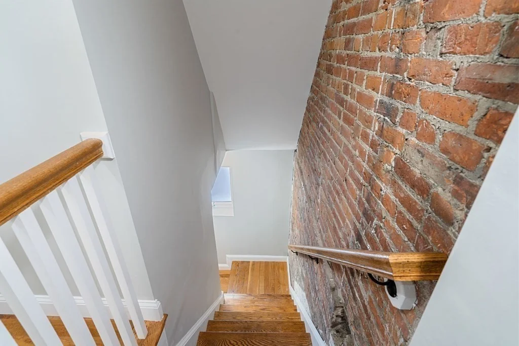5 bed, 3 bath apartment for rent at 594 East 2nd St Unit 1, Boston — photo 21 of 29