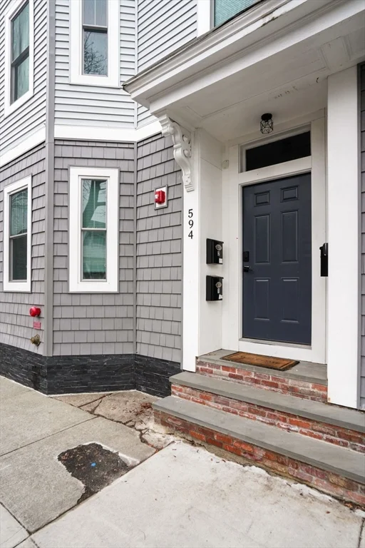 3 bed, 2 bath apartment for rent at 594 East 2nd Unit 2, South Boston — photo 23 of 24