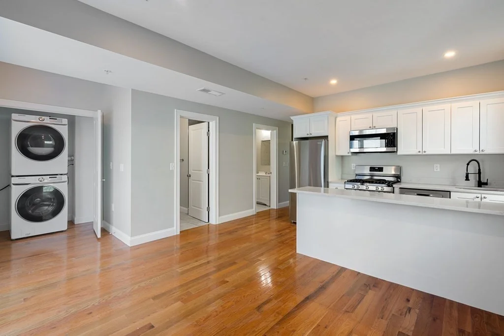 3 bed, 2 bath apartment for rent at 594 East 2nd Unit 3, Boston